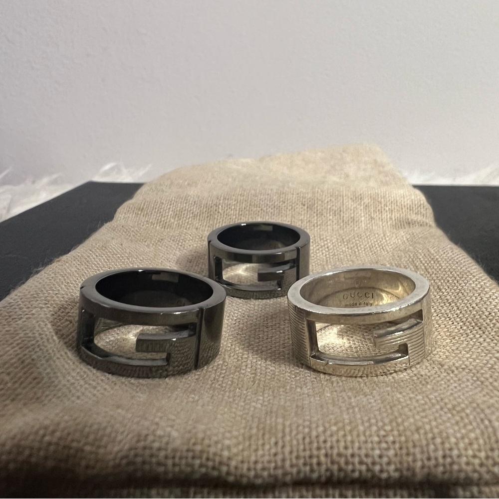 Gucci G Logo Rings - ONE SILVER LEFT